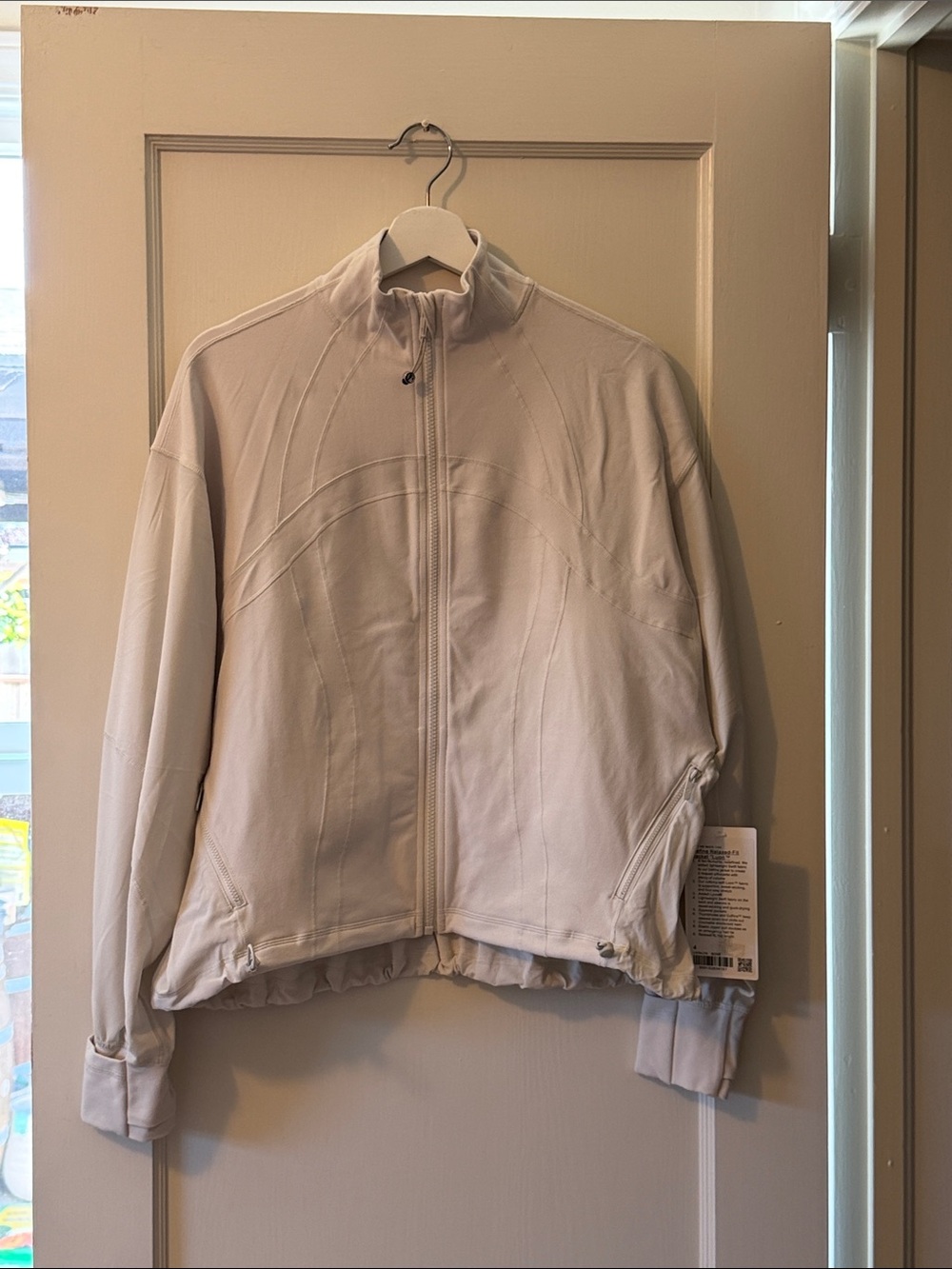 NWT Lululemon Define Relaxed Fit Jacket in Bone Size 4